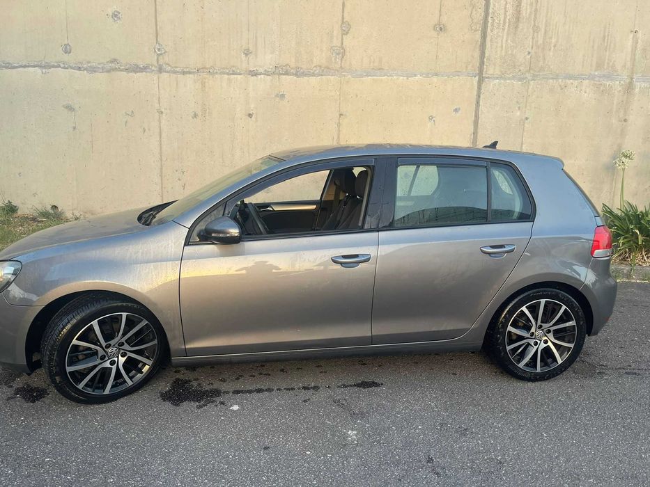 Volkswagen Golf 1.6 TDi Trendline BlueMotion — photo 5