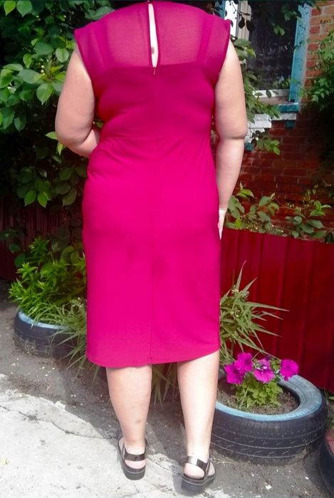 Красивое платье 52-54размер