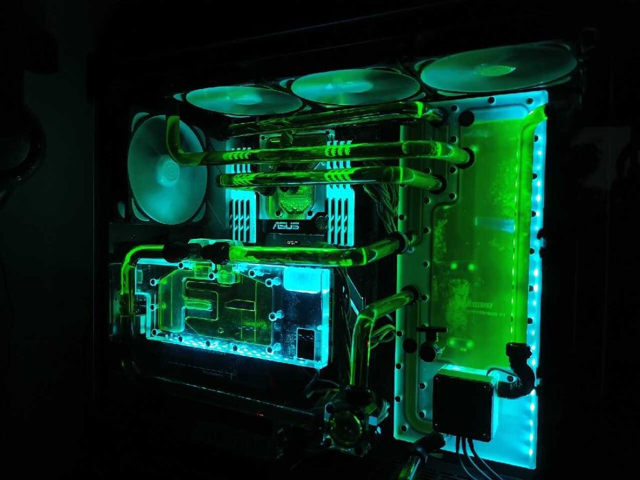 Thermaltake 71 chłodzenie pompa distroplus riser pci-e Tempered glass