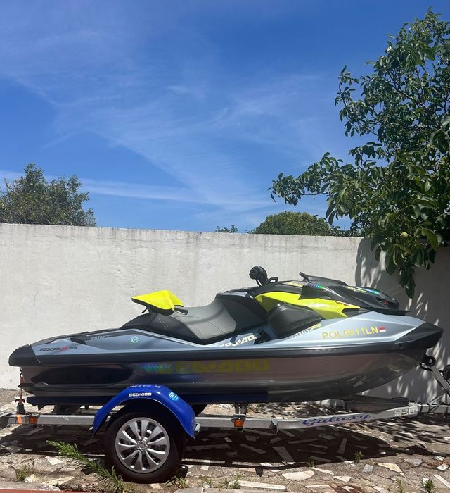Sea-Doo RXP 325 RS