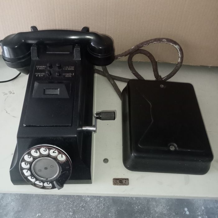 Telefone antigo a funcionar