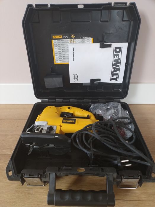 Wyrzynarka DeWalt DW 341