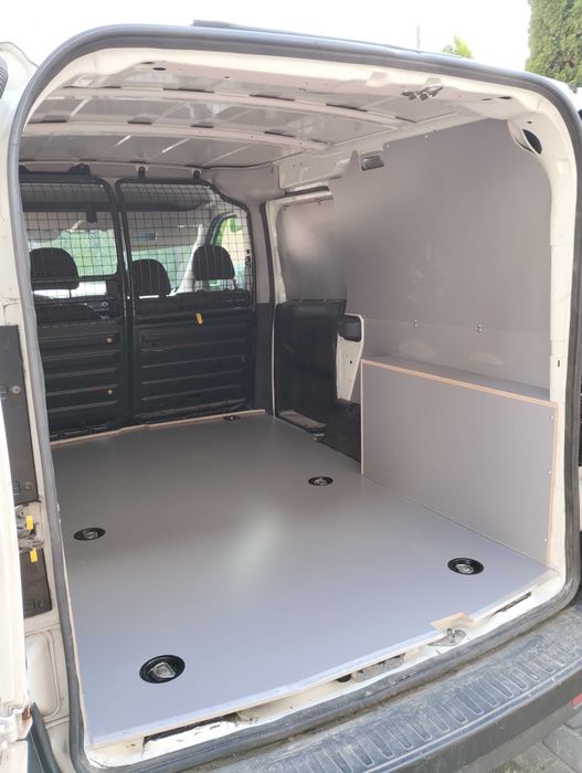 Zabudowa, podłoga, ściany - FIAT DOBLO L2H1
