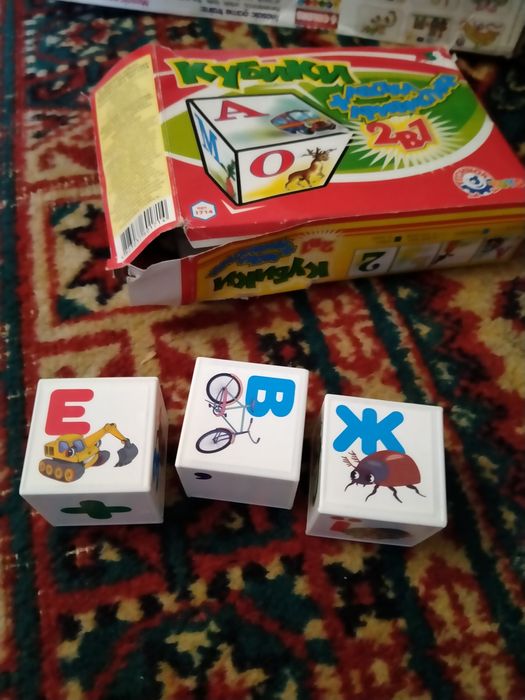 Мозайка дитяча та кубики