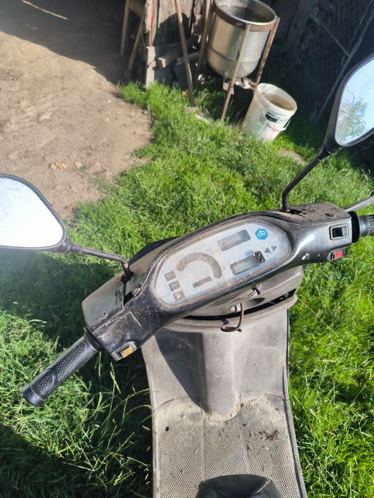 Скутер Piaggio Sfera 50