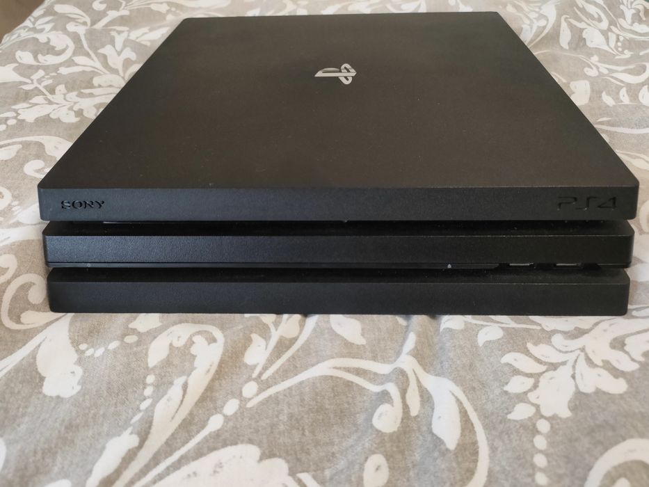 Sprzedam ps4 pro