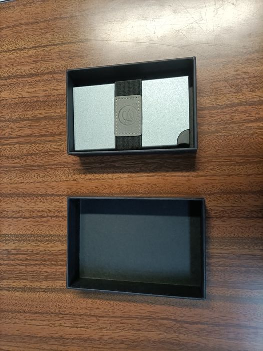 Suporte automático para cartoes e Suporte TV Preto