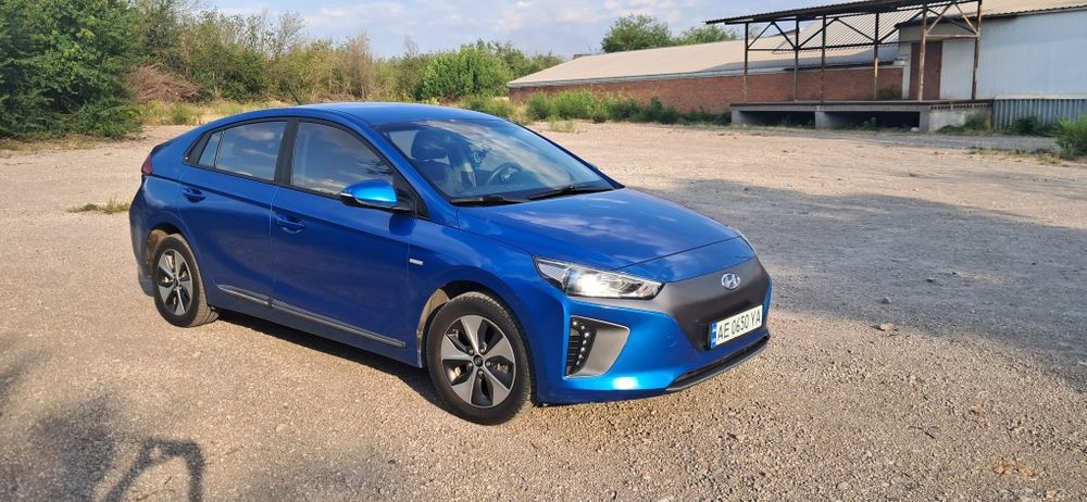 Продам Hyundai ioniq 28кв