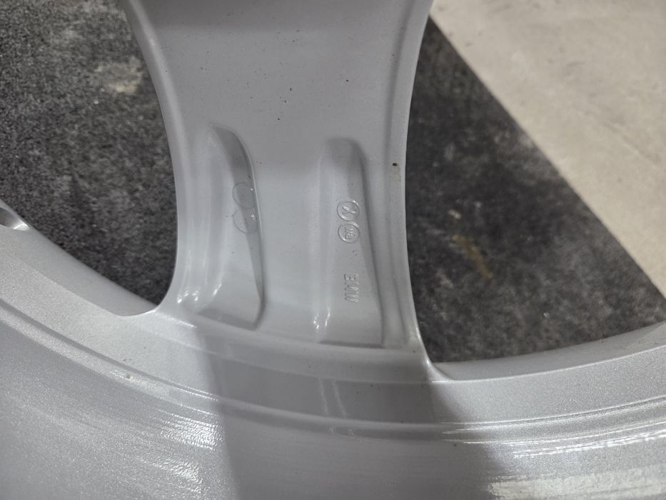 Felga BMW X5 X6 5x120 20 et 40 Nowa