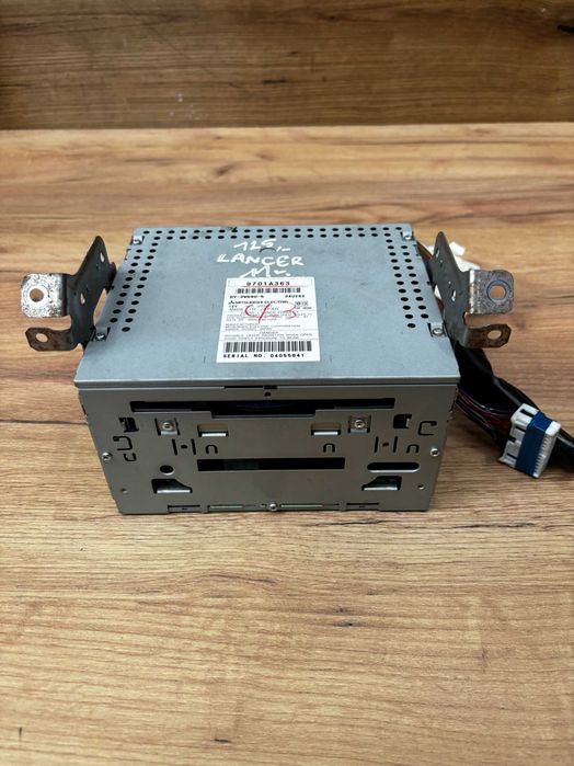 Radio Mitsubishi Lancer 2011r