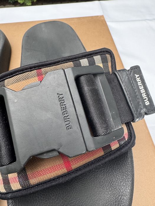 Męskie klapki Burberry