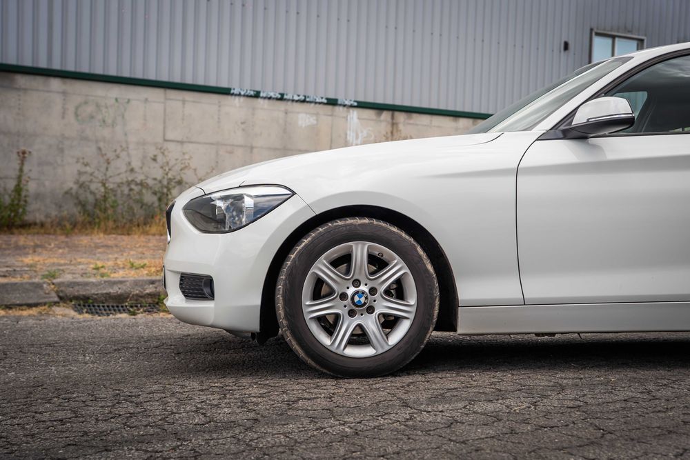 BMW 116 d EfficientDynamics — photo 2