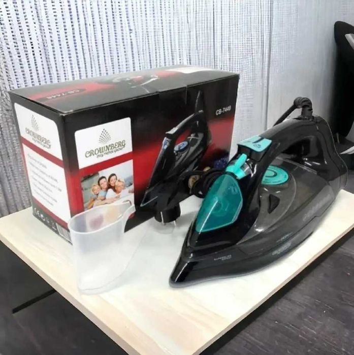 НЕМЕЦКИЙ Crownberg Cb-7448 2200Вт паровой утюг для одежды