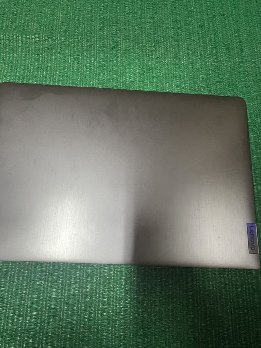 Computador portatil lenovo Ideapad3