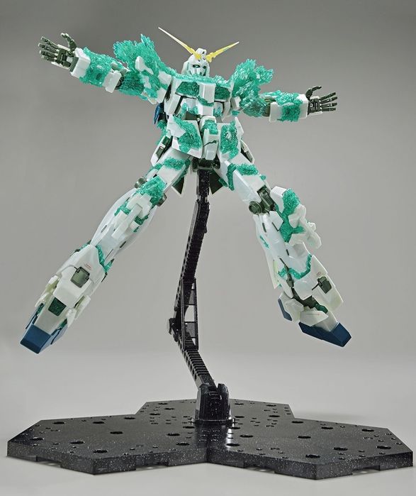 MG Gundam unicorn luminus crystal body