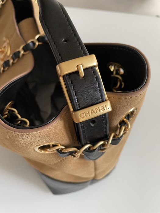 Torebka Chanel Gabrielle – klasyka i elegancja w jednym