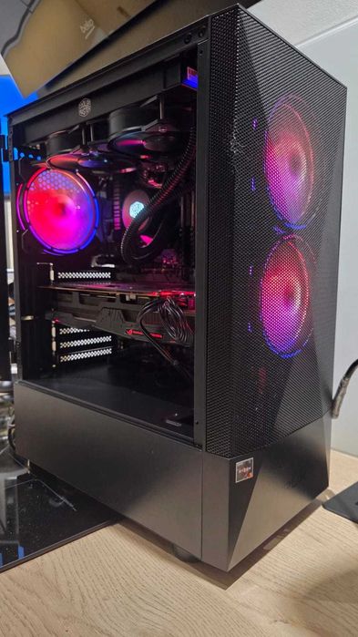 Komputer gamingowy ryzen 5 3600, 32 gb,Rx 5700xt 8gb win 10