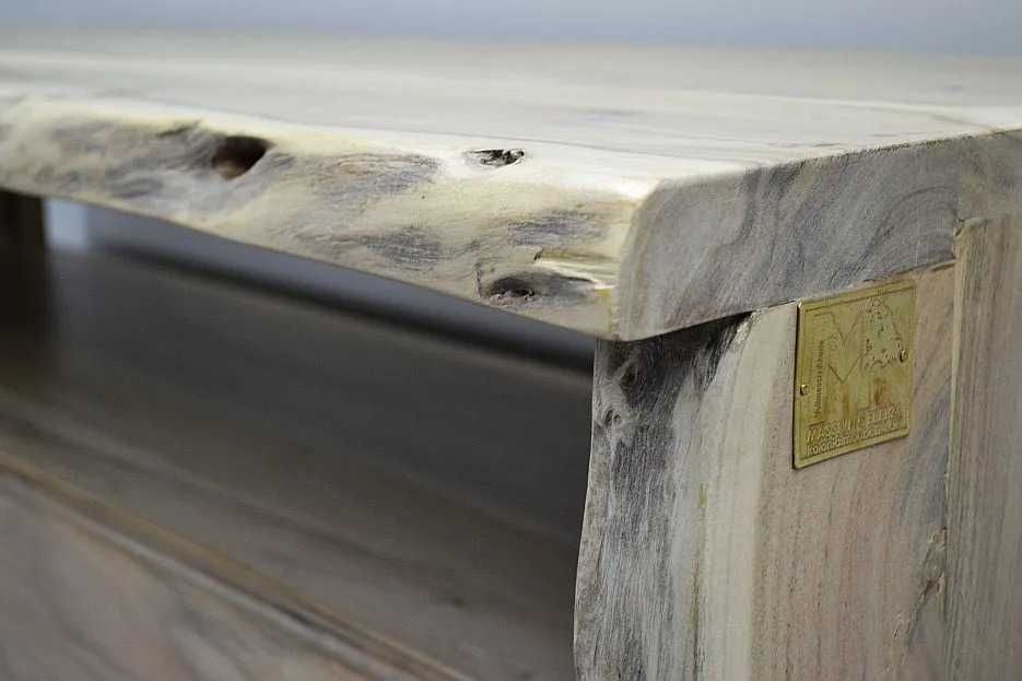 Masywna witryna drewniana z drewna AKACJI seria LIVE EDGE - 60% II gat