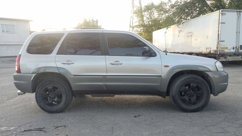 Авто Кроссовер джип Mazda Tribute 2001 3.0V6 Автомат