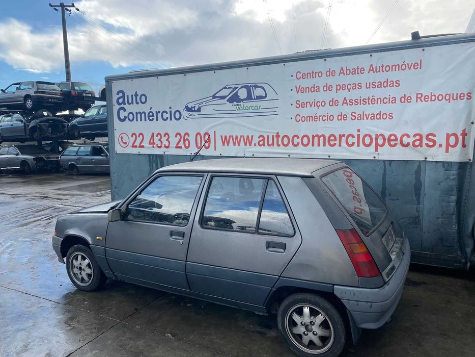 Renault super 5 todas as peças disponíveis