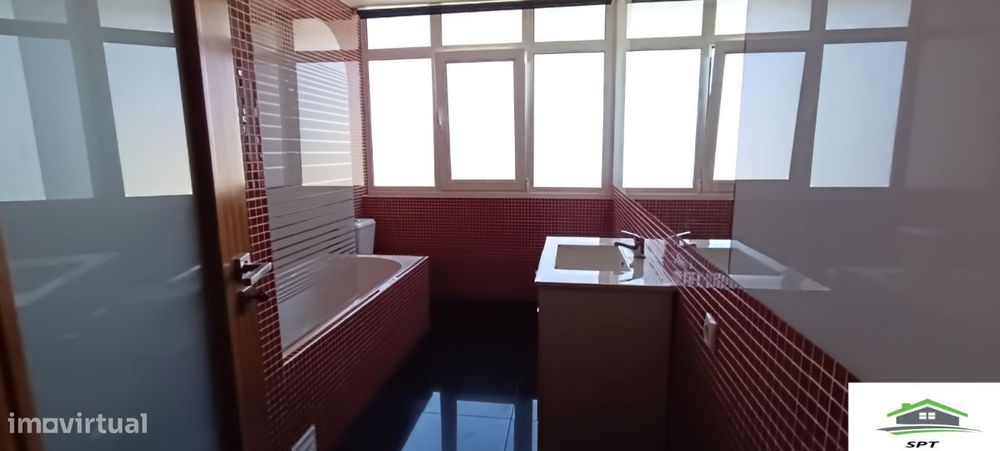 Andar Moradia T3+1 Duplex Coz/equipada C/Logradouro
