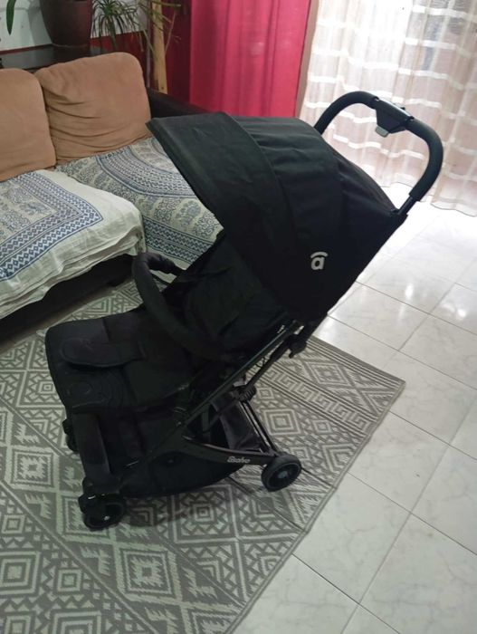 Vendo carinho de bebe