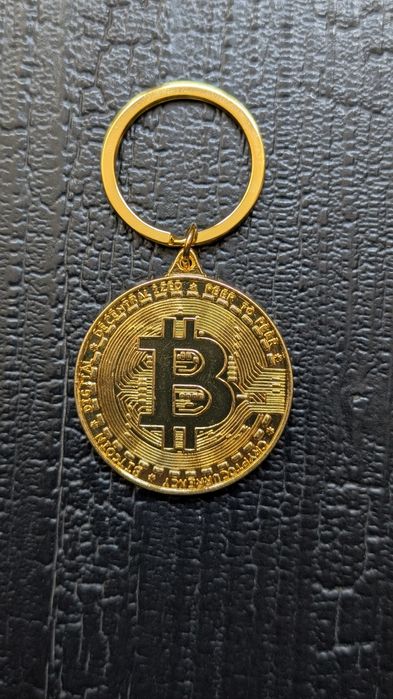 Bitcoin золотой брелок на ключи криптовалюта биткойн биткоин