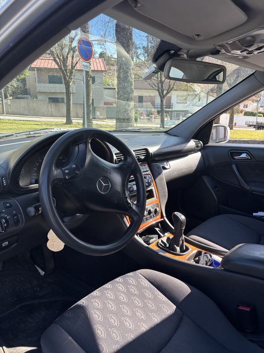 Mercedes c220 caixa manual