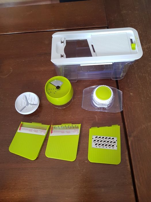 Ralador branco e verde