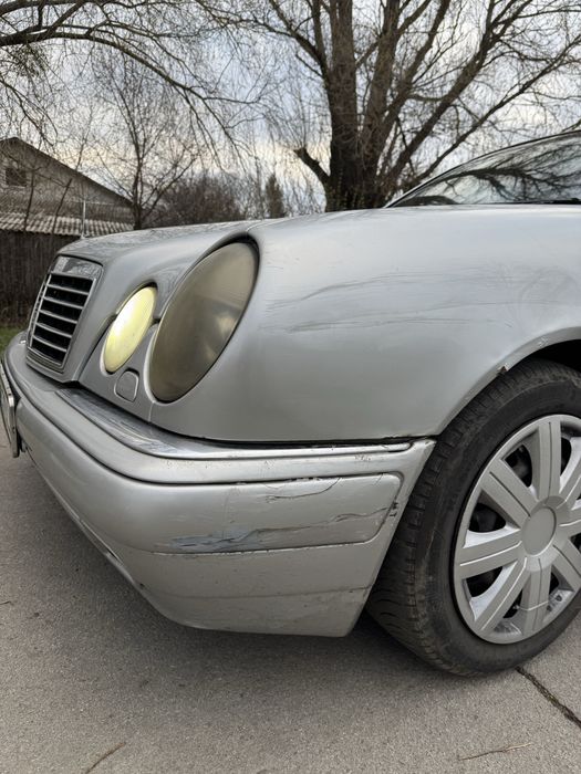 Мерседес бенз  w210