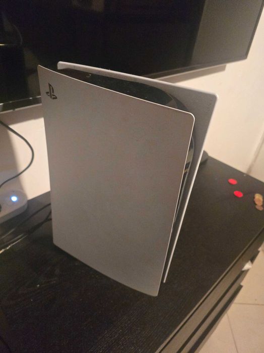 Vendo ps5 em condiçoes