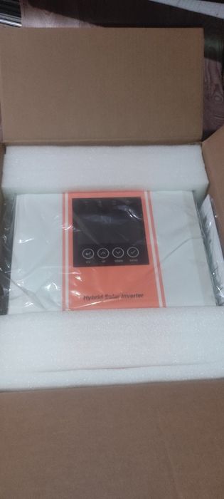 Продам інвертор ECGSOLAX (Powland) 5KW 24V