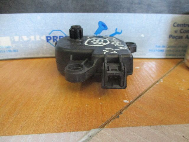 Motor da comporta da sofagem CHRYSLER Grand Voyager IV Van (RG)
