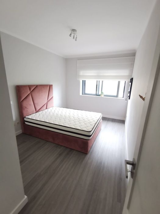 Cama completa 1,40*2,00 venda urgente