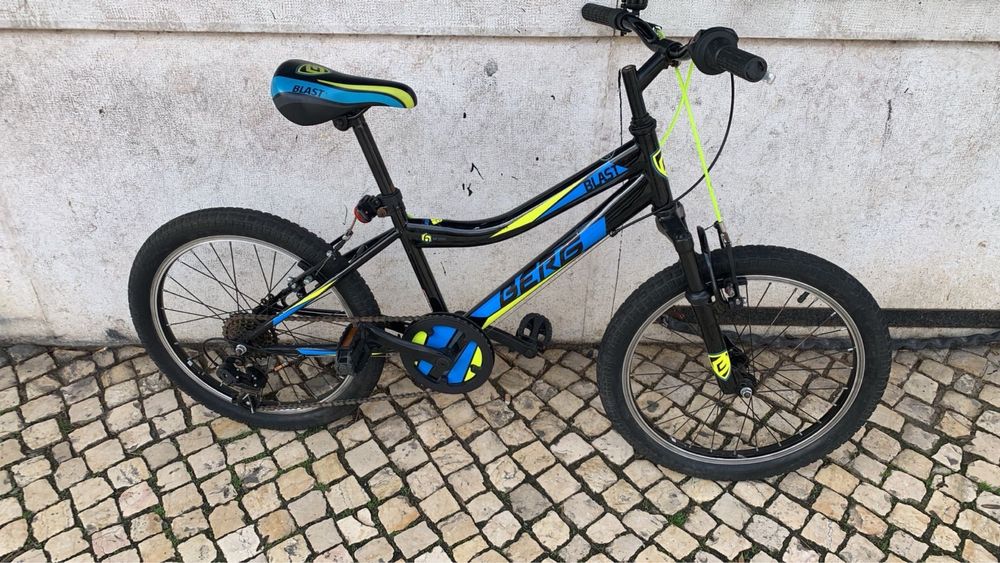 Bicicletas diversas - Semi Novas