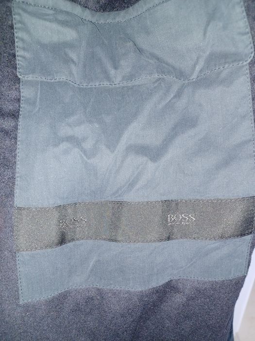 Płaszcz Hugo Boss na wełnie jak nowy XL/58/salon 2890 zł