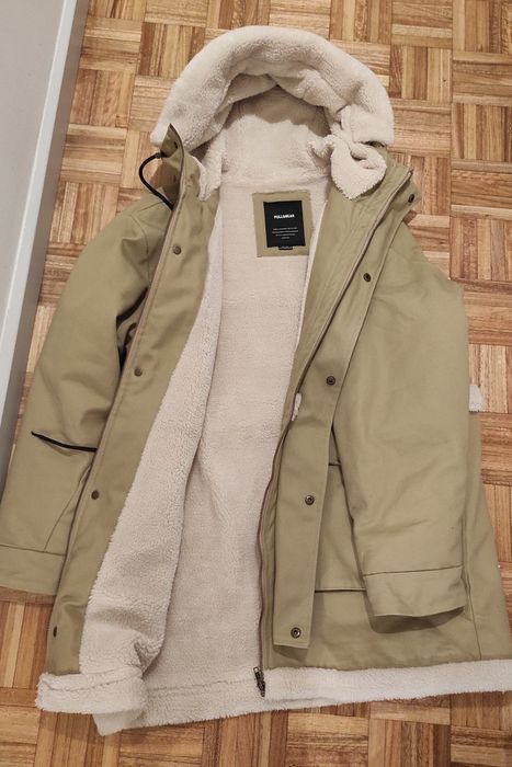 Casaco comprido de homem Pull & Bear