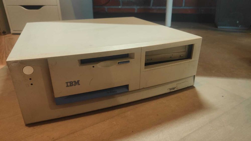 Retro PC IBM NetVista | Pentium III 1-Core | 128MB SDRAM