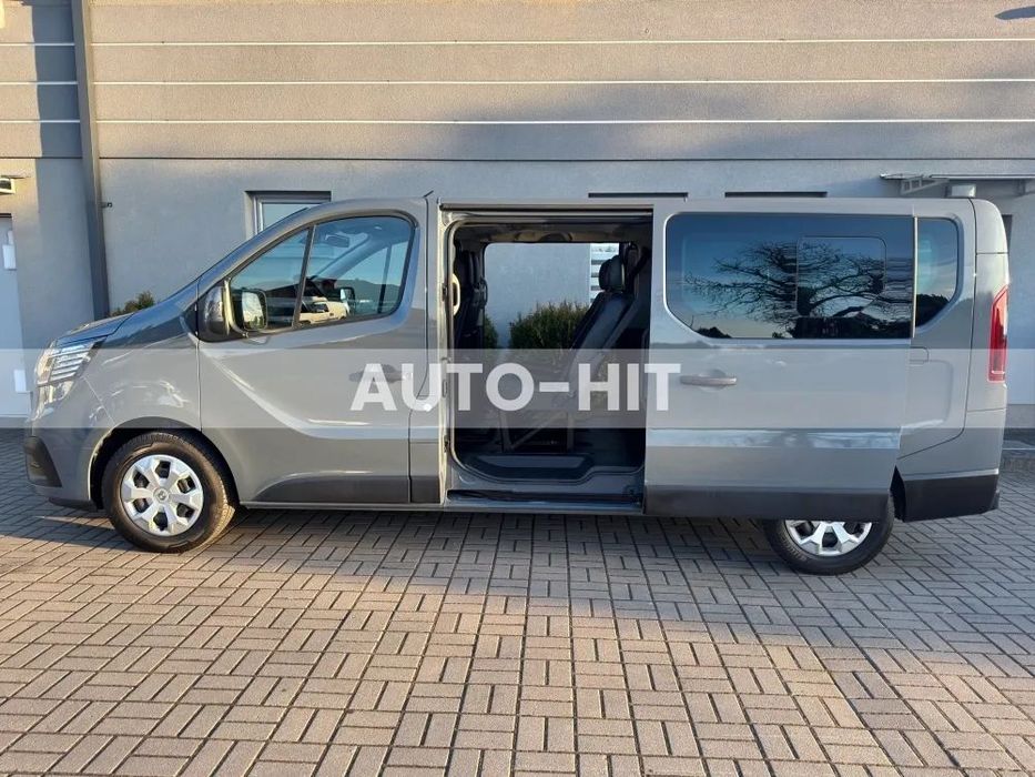 Renault Trafic L2H1 AUTOMAT 170KM 9 osobowy Nawiewy 2024r *45.700km Gwarancja