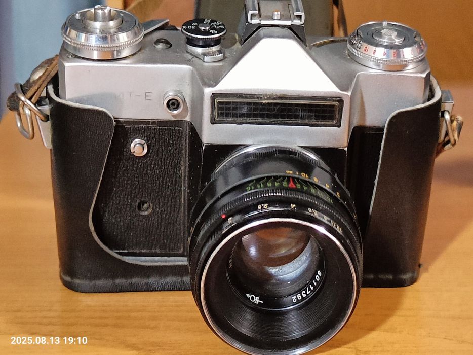 Фотоапарат Зеніт-Е, (Zenit-E) + об'єктив Helios 44-2