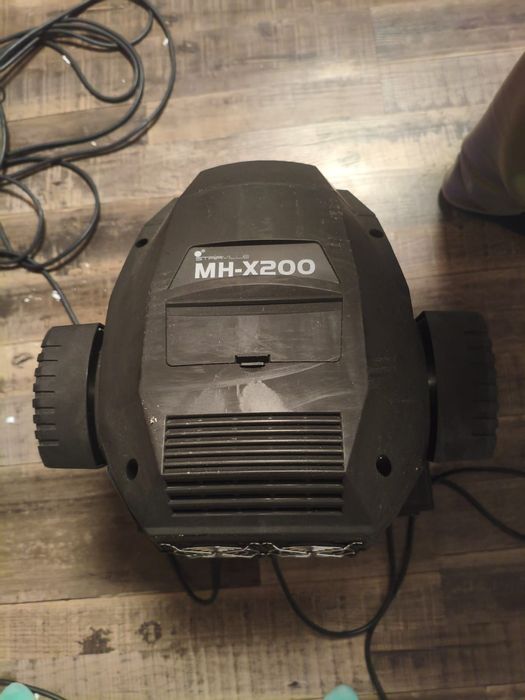 Ruchome głowy LED. Stairville Mh-x200 pro 2 sztuki