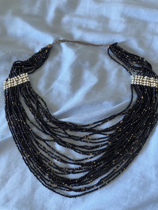 Colares correntes e gargantilha lindos e novos