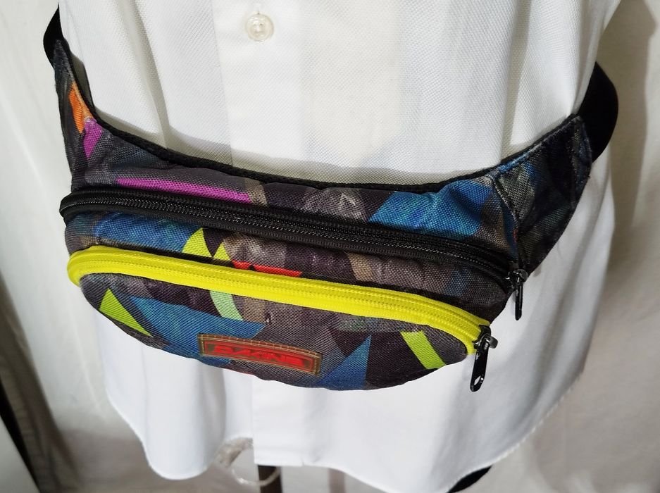 Сумка бананка женская Dakine Geo.
