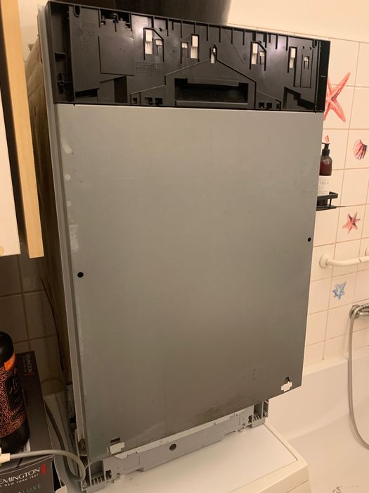 Sprzedam używaną zmywarkę w niezłym stanie