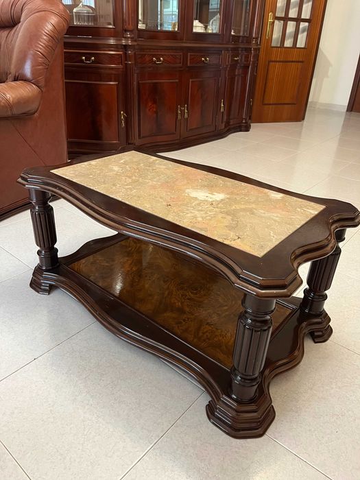Móvel de sala | Mesa de centro em madeira com pedra de mármore