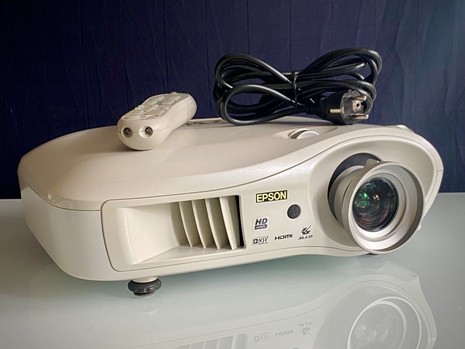 Epson EMP-TW520 Projektor Rzutnik HD Ready 3LCD W Pelni Sprawny