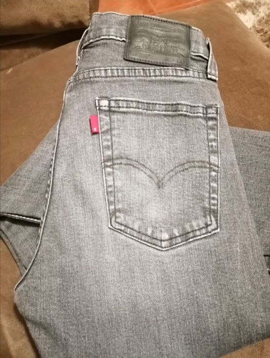 Calça Levi's originais