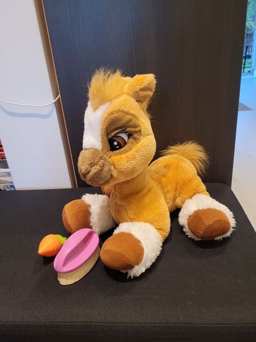 Interaktywny konik Toffee Epee