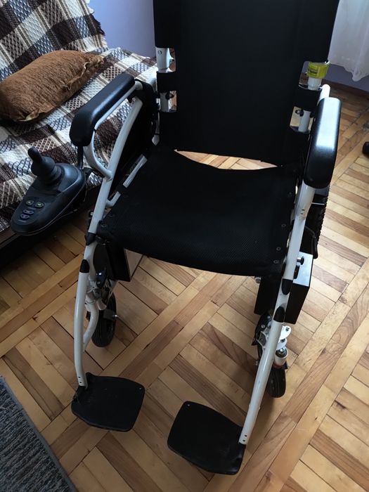 Wózek elektryczny inwalidzki