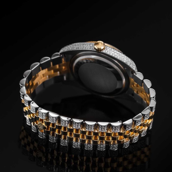 Zegarek Rolex Datejust 36mm z diamentami iced, czarna tarcza